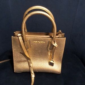 Micheal Kors Gold Crossbody Bag